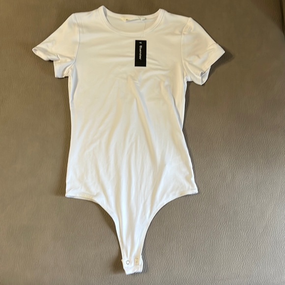 Bluenotes Tops - ✨3/$25✨NWT Bluenotes White Bodysuit